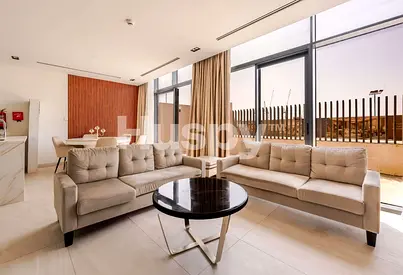 Luxury Living | Beachfront | Private Beach Access