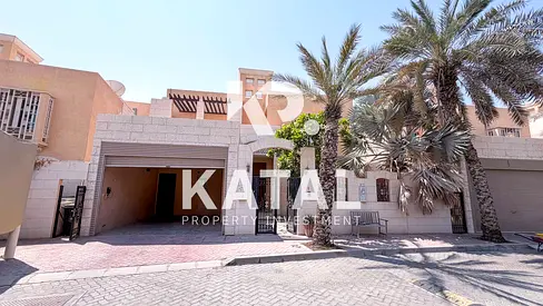 Elegant 5BR Villa | Private Garden | Family Living