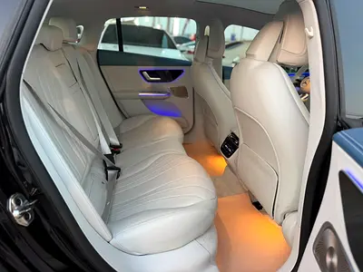 2022 Mercedes-BENZ EQE — миниатюра 11