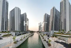 Corner Unit with 2 Balconies, Sea and City view