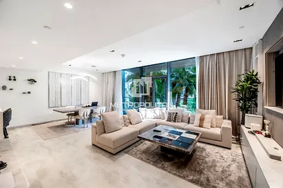 Upgraded | Furnished | Garden View | Island Living