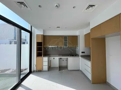 Opposite to Amenities | Elegant 3-Bedroom Townhouse | Prime Location