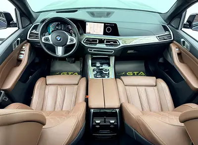 2020 BMW X7 — миниатюра 13