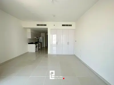 Bright & Spacious Studio | Prime Location | Well-Maintained