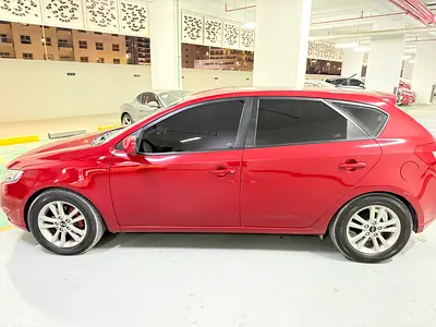 2013 KIA CERATO 照片 2