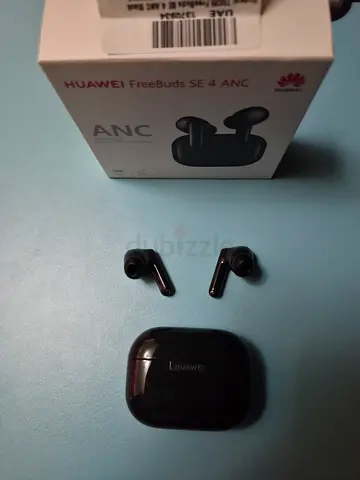 Huawei FreeBuds SE 4 ANC wireless earbuds with case - good condition