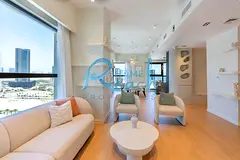 Luxurious Apartment | Upgraded | Full Sea View