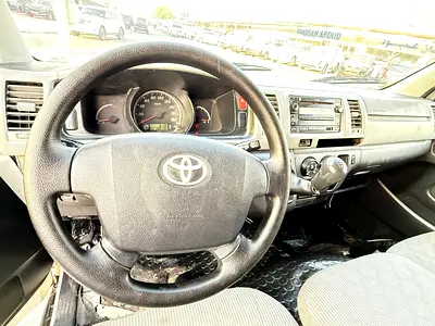 2012 Toyota HIACE 缩略图 19