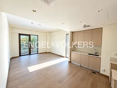 Ready to Move In | Unfurnished |Creek Beach Access
