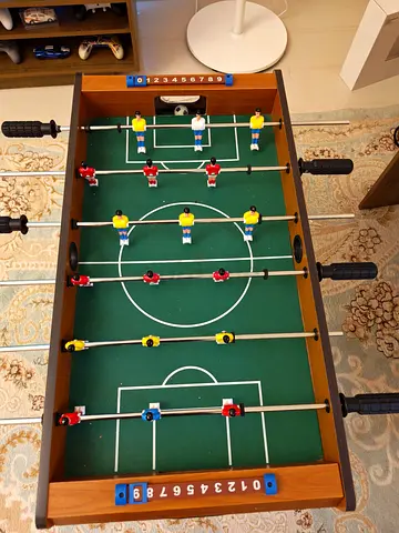 Fuss ball/soccer table