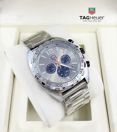 TAG heuer mens chrono quartz watch