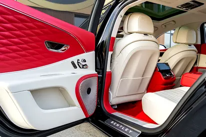 صورة مصغرة 15 لـ 2024 Bentley FLYING SPUR