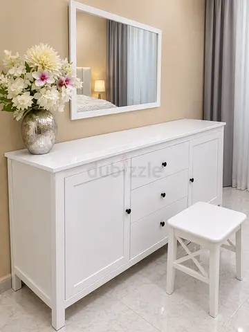 Chest of drawers/ Mirror/ chair. IKEA. Like new