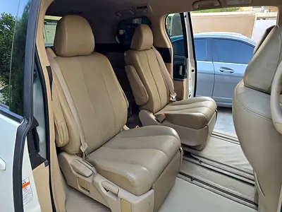 صورة 9 لـ 2017 Toyota PREVIA