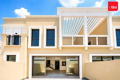 Spacious 4 Bedroom Th | Vastu | Landscaped