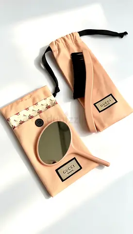 Gucci hand mirror and hair brush set with dust pouches - pale pink NEW