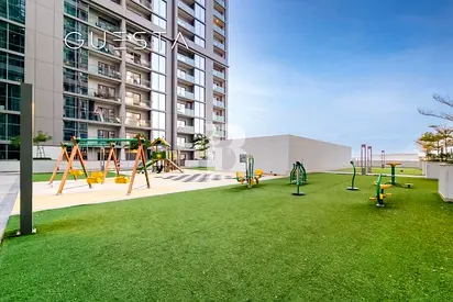 FURNISHED 2BR| FAMILY COMMUNITY| HIGH FLOOR