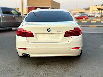 صورة 4 لـ 2014 BMW I5