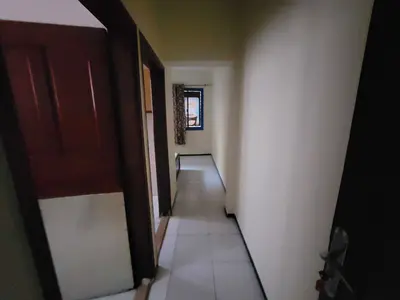 Studio With Separte Kitchen Near Rolla Bus Stop in 12k