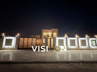 Luxury 5-Bedroom Villa with Majlis