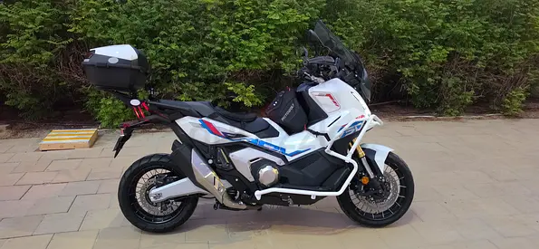 X-ADV 750 2025