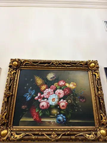 Framed Classic Floral Oil Painting with Ornate Gold Frame