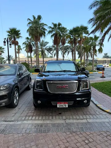 2011 GMC Yukon Denali GCC Specs