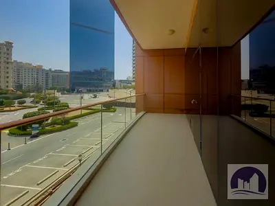 Spacious |Vacant | Chiller Free | Beach Access