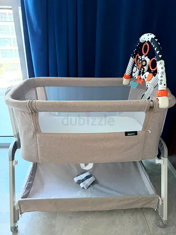 Giggles Bedside Bassinet / Co-Sleeper with Storage & Toy Arch
