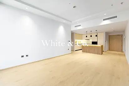 MARINA VIEWS | FULLY UPGRADED | VACANT