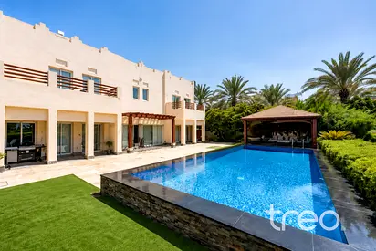 L1 Hattan | Infinity pool | Best lake view