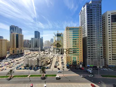 Exclusive Offer| Modern like new 2Br | Bright | Spacious Living | parking Free | 15 Days Free