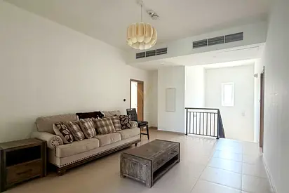 5 BR STANDALONE | WELL-MAINTAINED VILLA