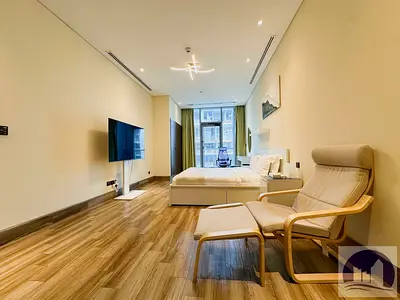 SPACIOUS LAYOUT | CANAL VIEW | VACANT