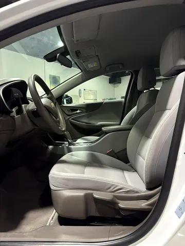 2019 Chevrolet MALIBU photo 6