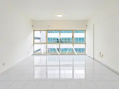 MULTIPLE OPTIONS | NEAR METRO | SPACIOUS LAYOUT