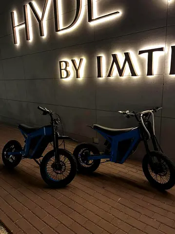 KUGOO MODIFIED they are powder coated done by proffesional,supermotos,upgraded display and grips etc