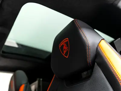 صورة مصغرة 16 لـ 2025 Lamborghini URUS