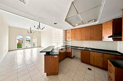 1BR + Store | Metro Nearby | Ready to Move In