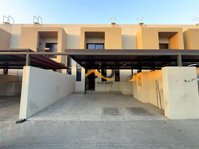 Luxury 3BR Townhouse With High Standard Living Style