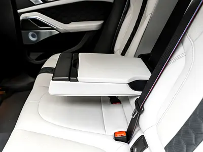 2025 BMW X6 — миниатюра 20