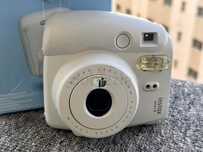 Fujifilm Instax Mini 12 Instant Camera - Clay White (Boxed, Good Condition)