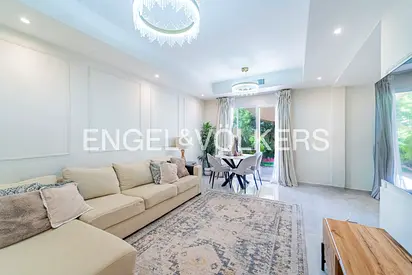 Fully Upgraded | Open Layout | Close to Park&Pool
