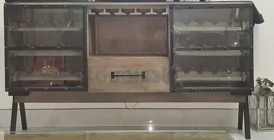 Stunning MARINA HOME SIDEBOARD AND BAR very good condition