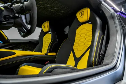 صورة مصغرة 15 لـ 2025 Lamborghini REVUELTO