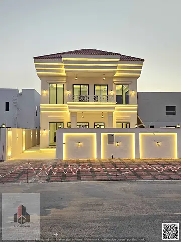 🏡 فيلا مميزة للبيع على شارع وسكة – مساحة وحوش كبير
