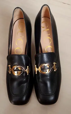 Gucci Zumi leather loafers with heels