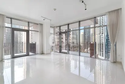 Lighted | Huge Layout | Vacant