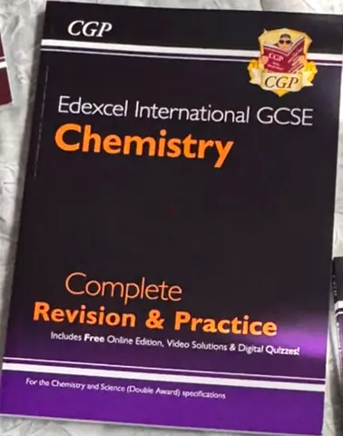 CGP Edexcel International GCSE Chemistry - Complete Revision & Practice