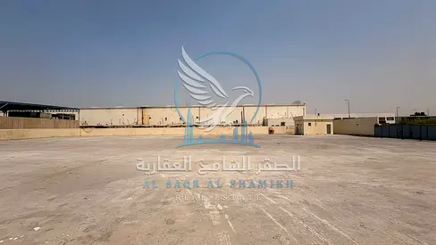 حوطة للإيجار في الصناعية 13 | 31,000 قدم مربع | شارع رئيسي | 600,000 درهم
